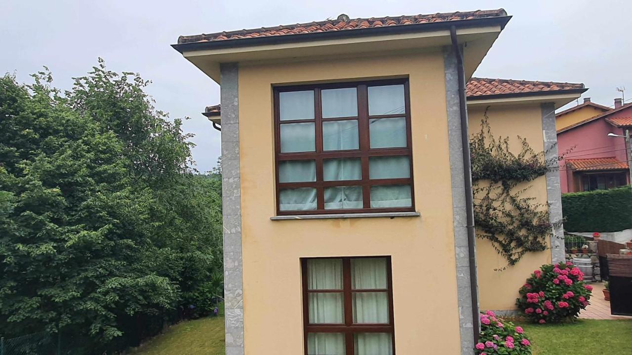 Vivienda Vacacional Villa Maruja Andrín Exterior photo
